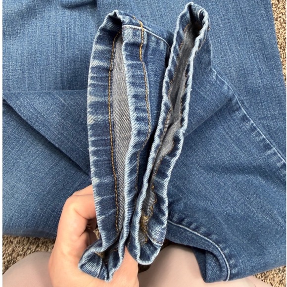 L.L.Bean True Shape High Rise Bootcut Jeans Medium Wash Womens 8 - Picture 5 of 13